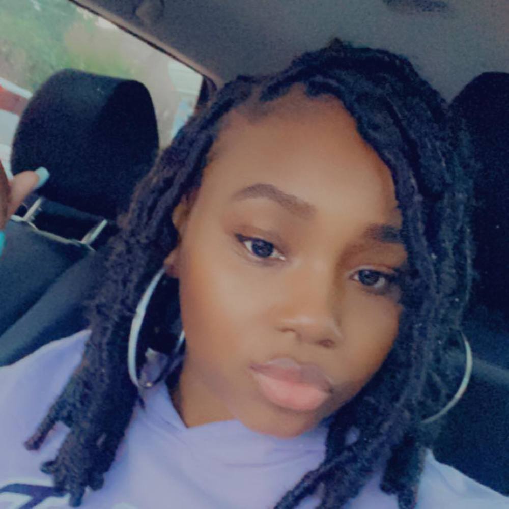 Meet your Posher, Darneisha